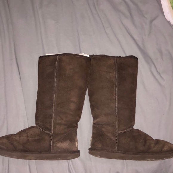 AUTHENTIC chocolate brown tall UGG BOOTS - Picture 2 of 8